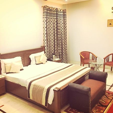 Angel Nri B&B Greater Noida Exteriör bild