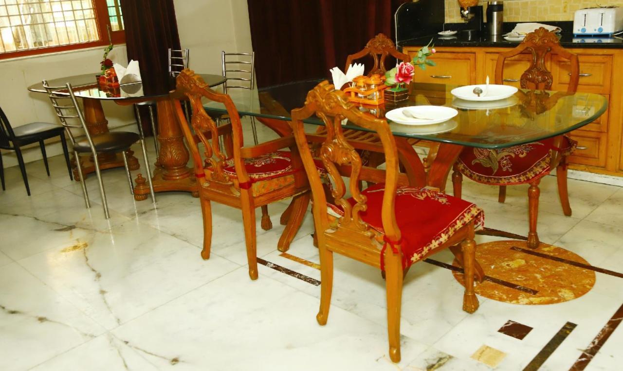 Angel Nri B&B Greater Noida Exteriör bild