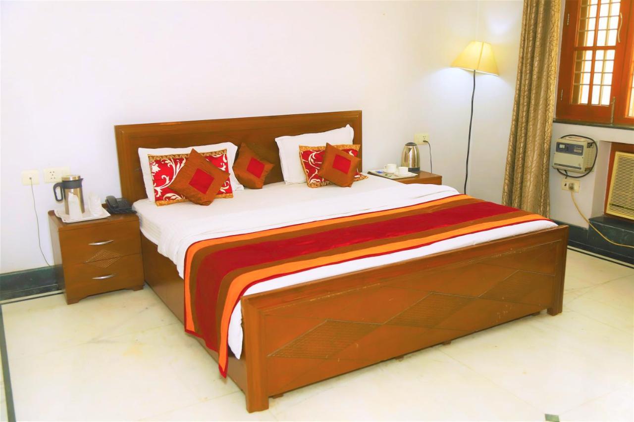 Angel Nri B&B Greater Noida Exteriör bild