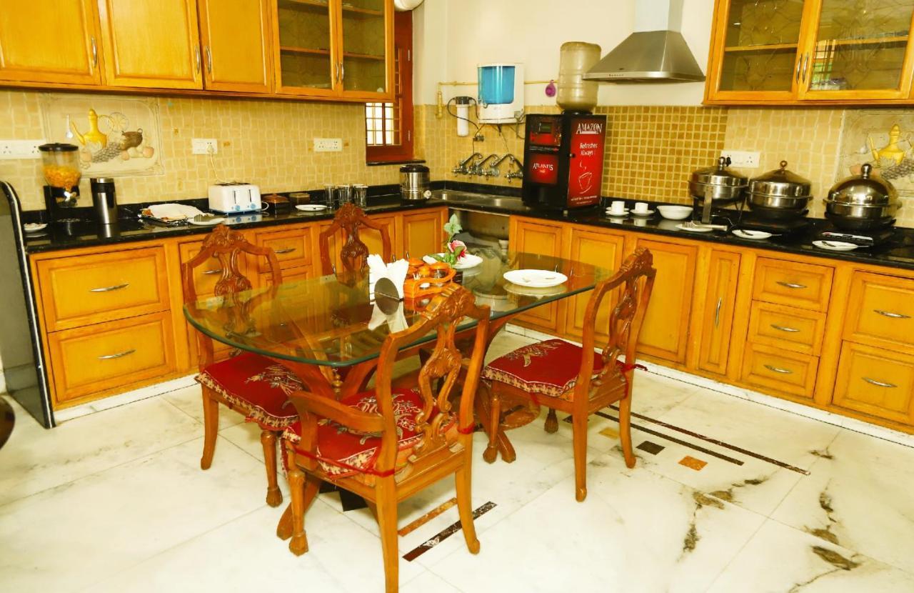 Angel Nri B&B Greater Noida Exteriör bild