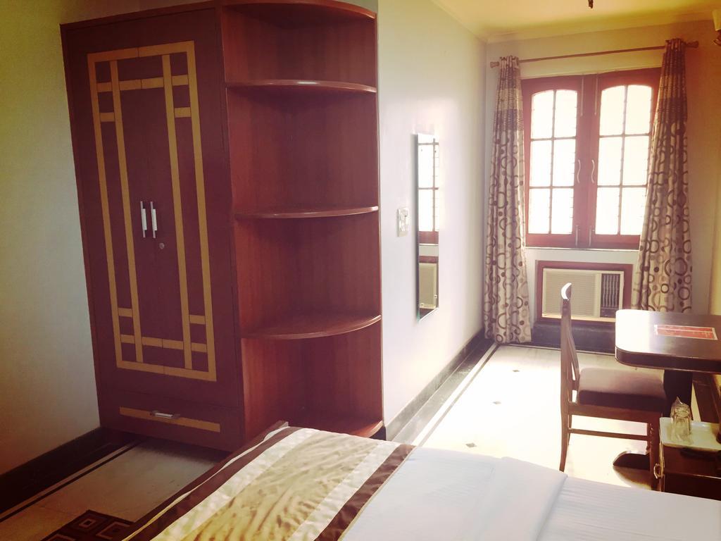 Angel Nri B&B Greater Noida Exteriör bild