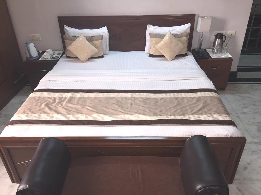 Angel Nri B&B Greater Noida Exteriör bild