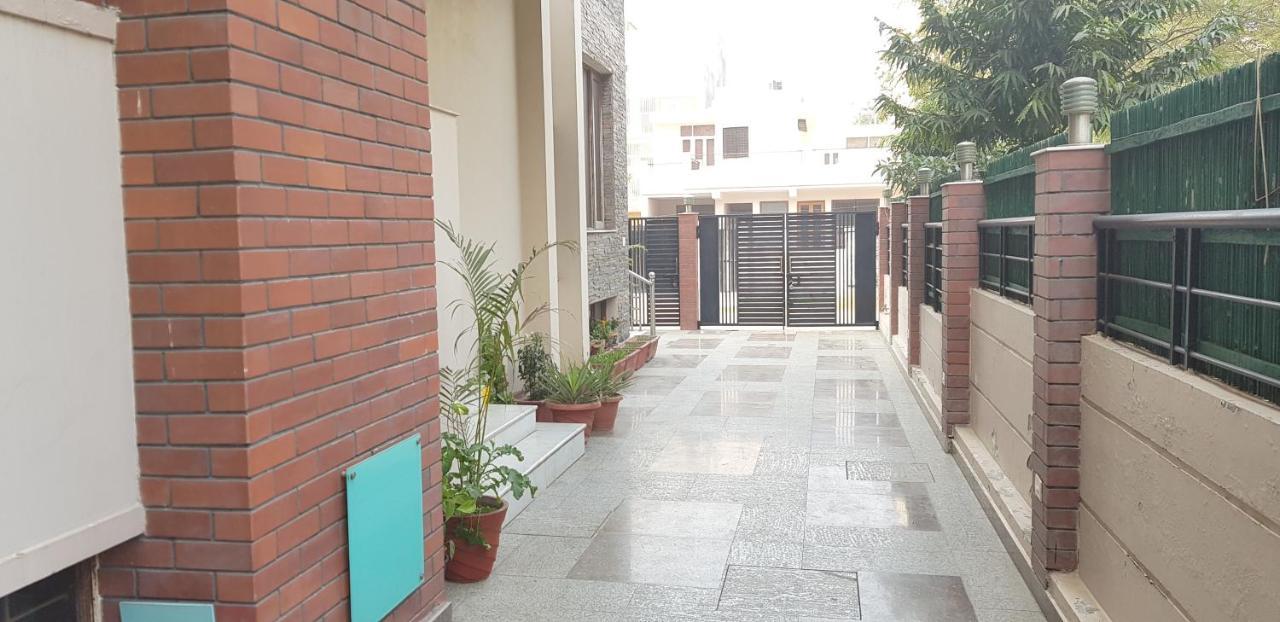Angel Nri B&B Greater Noida Exteriör bild