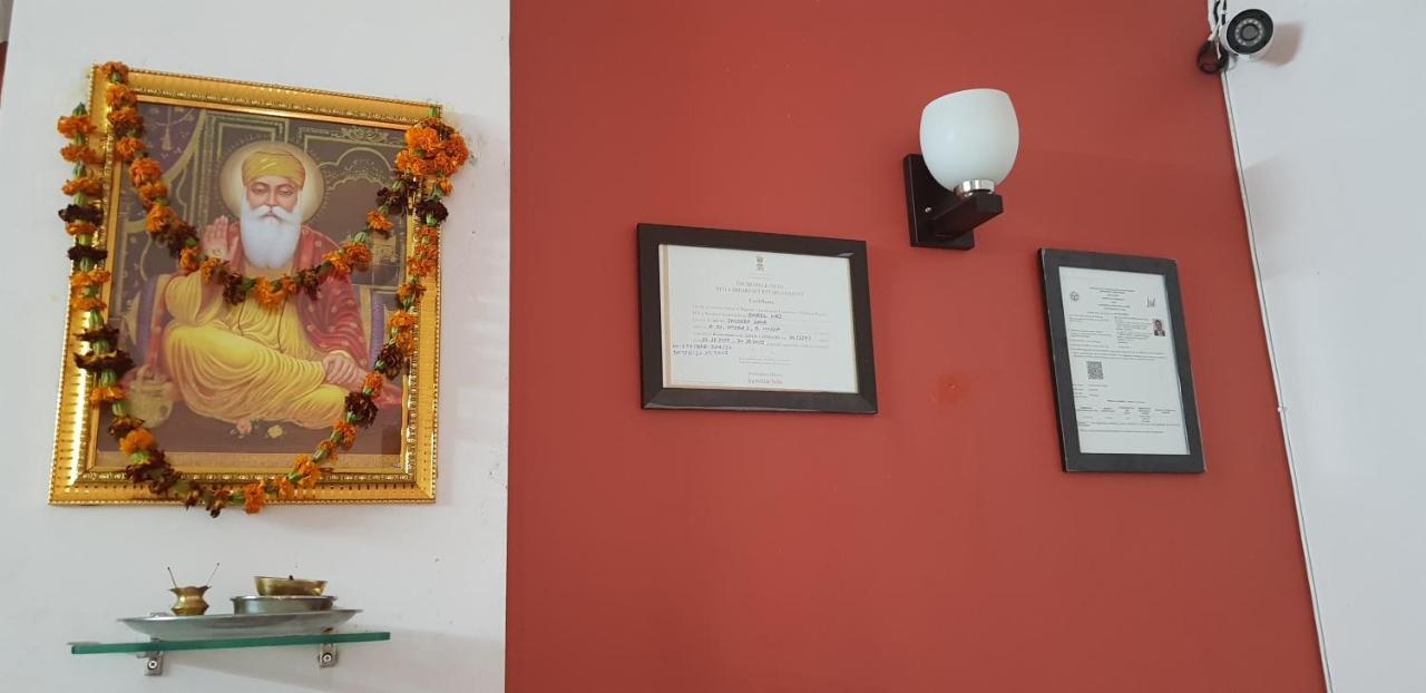 Angel Nri B&B Greater Noida Exteriör bild