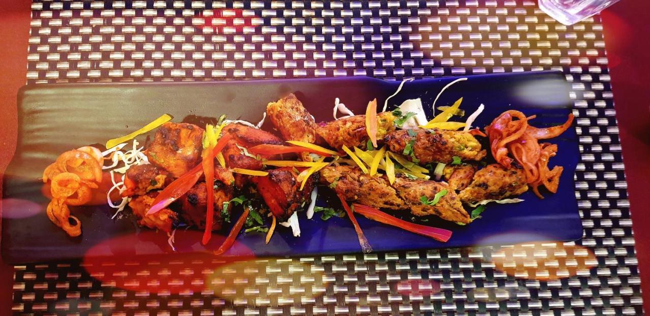 Angel Nri B&B Greater Noida Exteriör bild