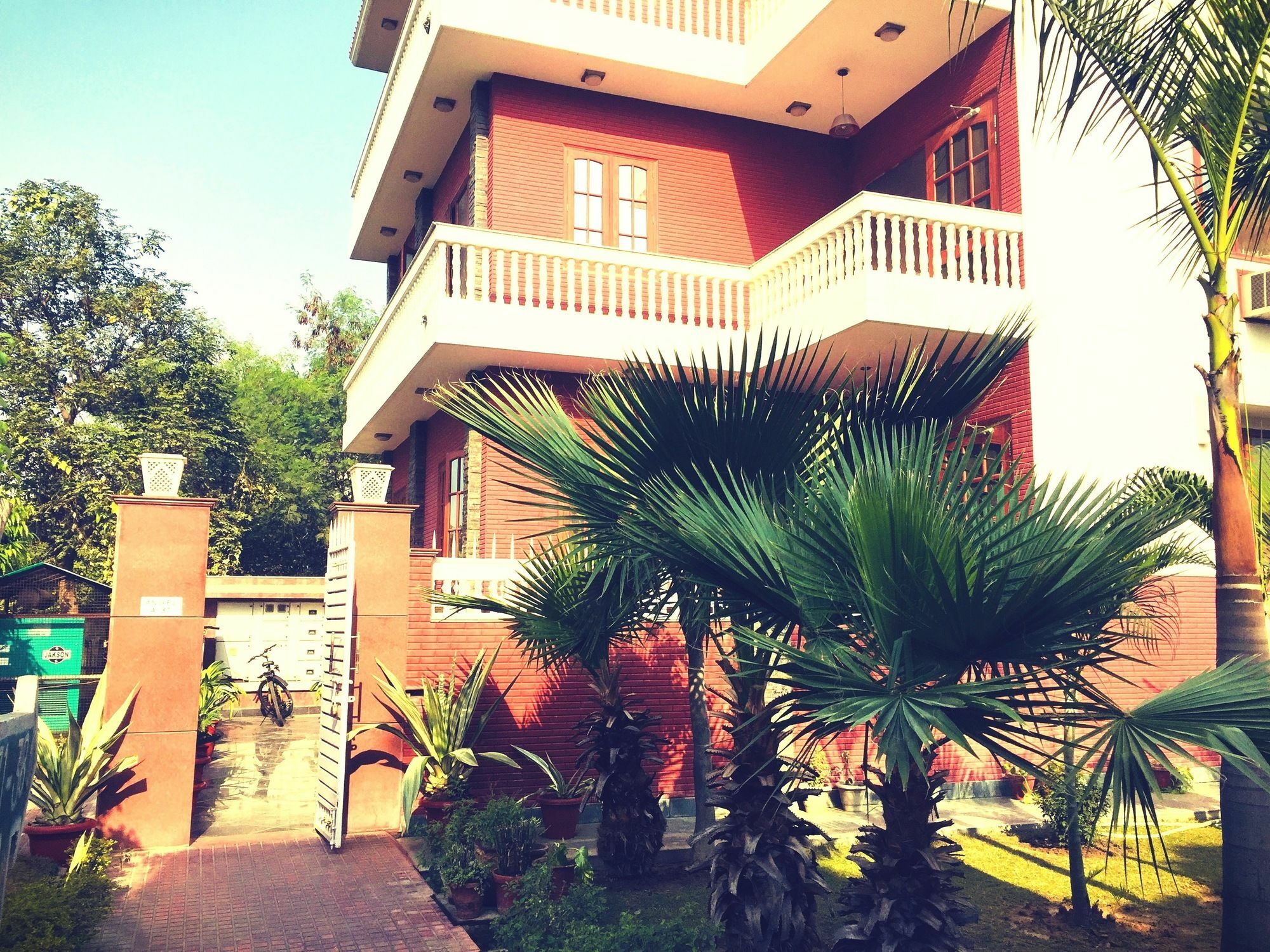 Angel Nri B&B Greater Noida Exteriör bild